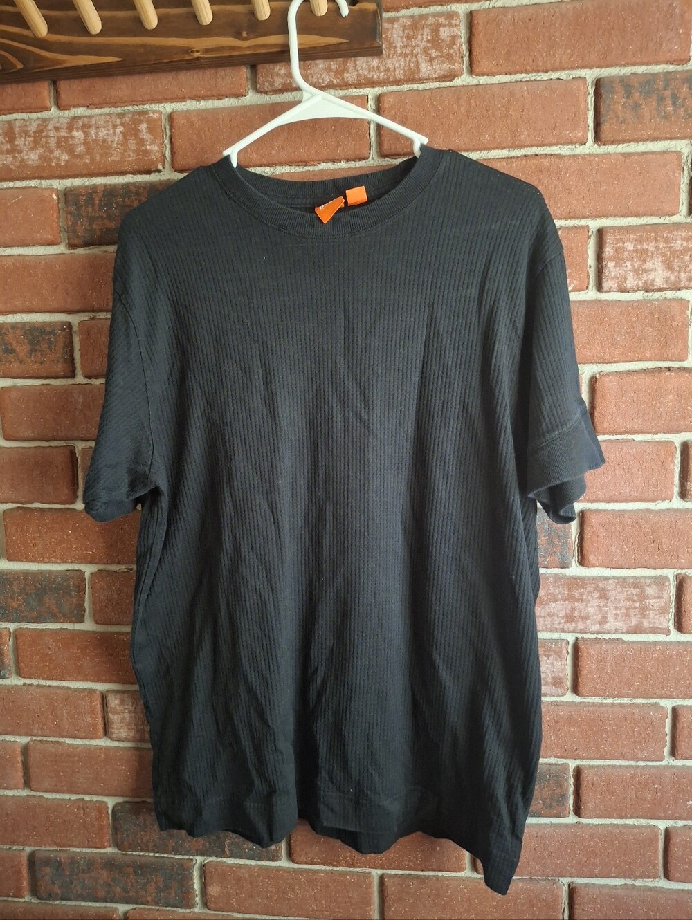 Hugo Boss Men's Black Ribbed Crew Neck Shirt